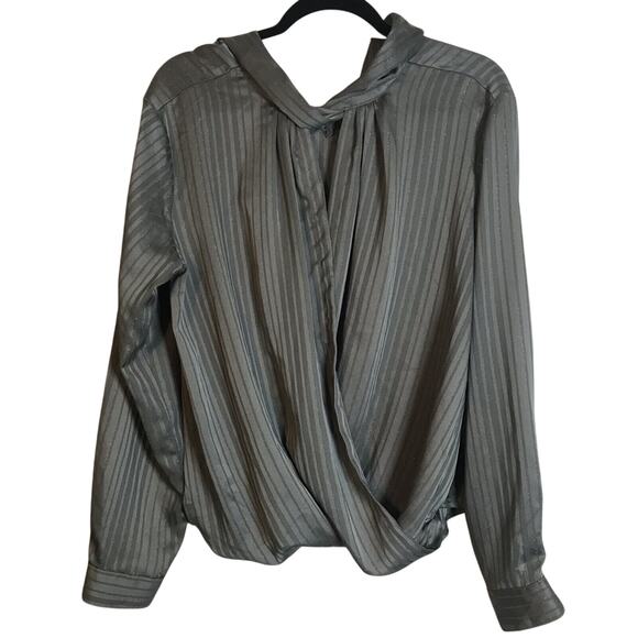 New York & Company High Neck Blouse Gun Metal Romantic Goth Glamcore Top Sz M - Picture 2 of 8